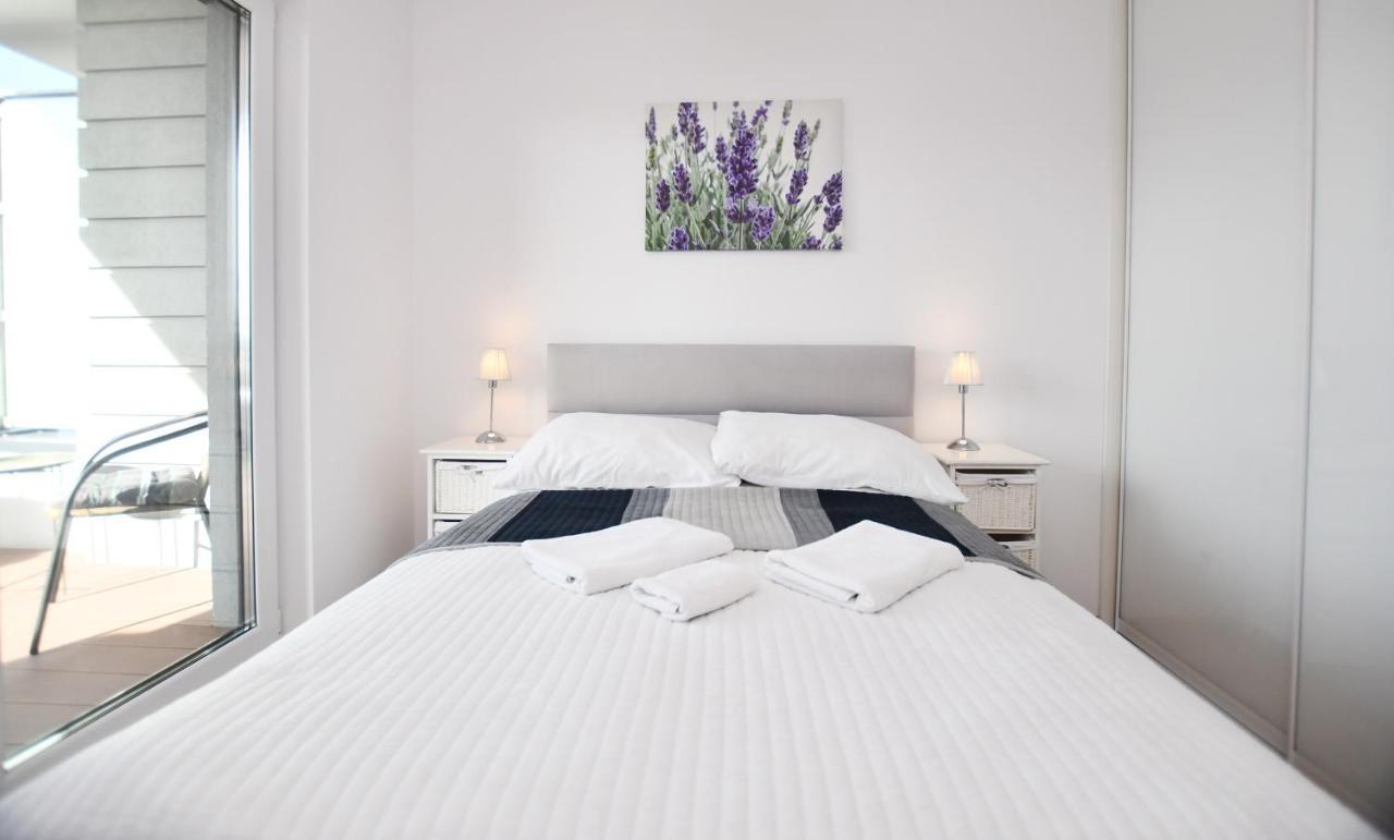 Apartament Solna C506 Kolobřeh Exteriér fotografie