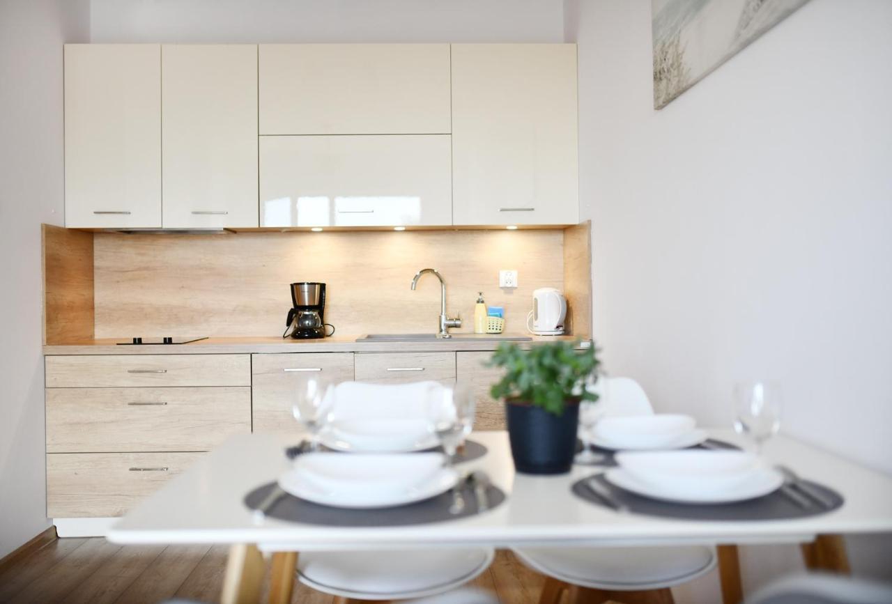 Apartament Solna C506 Kolobřeh Exteriér fotografie